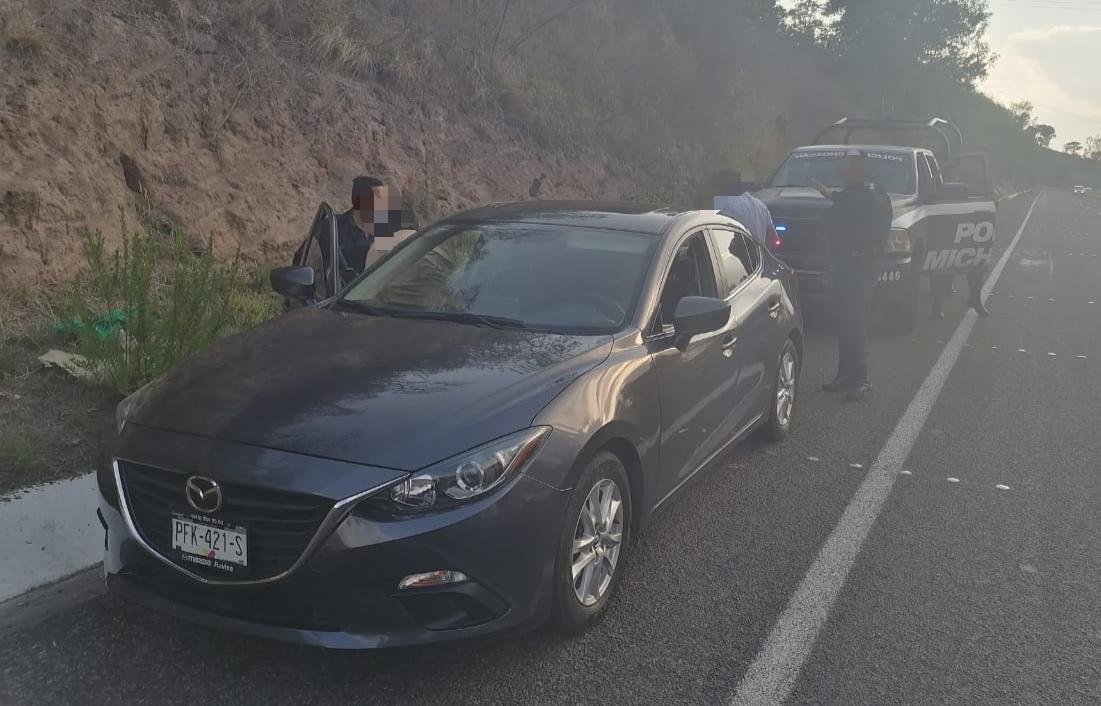Mazda robado Patzcuaro