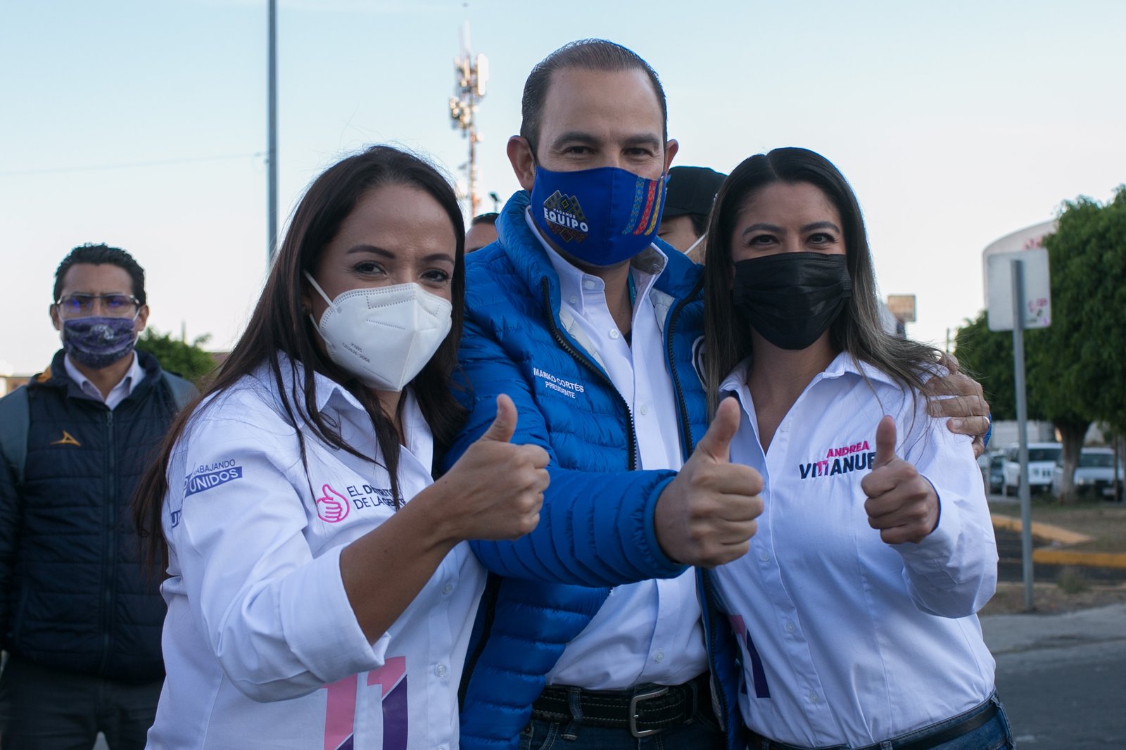 Andrea Villanueva Con Marko Cortes