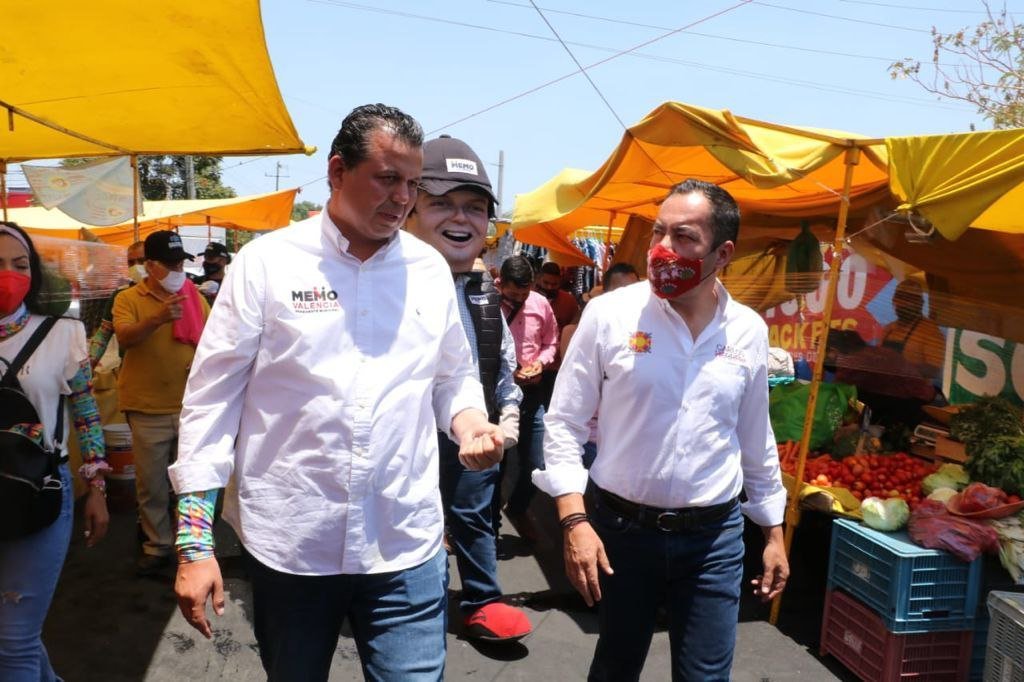 Memo Valencia y Carlos Herrera