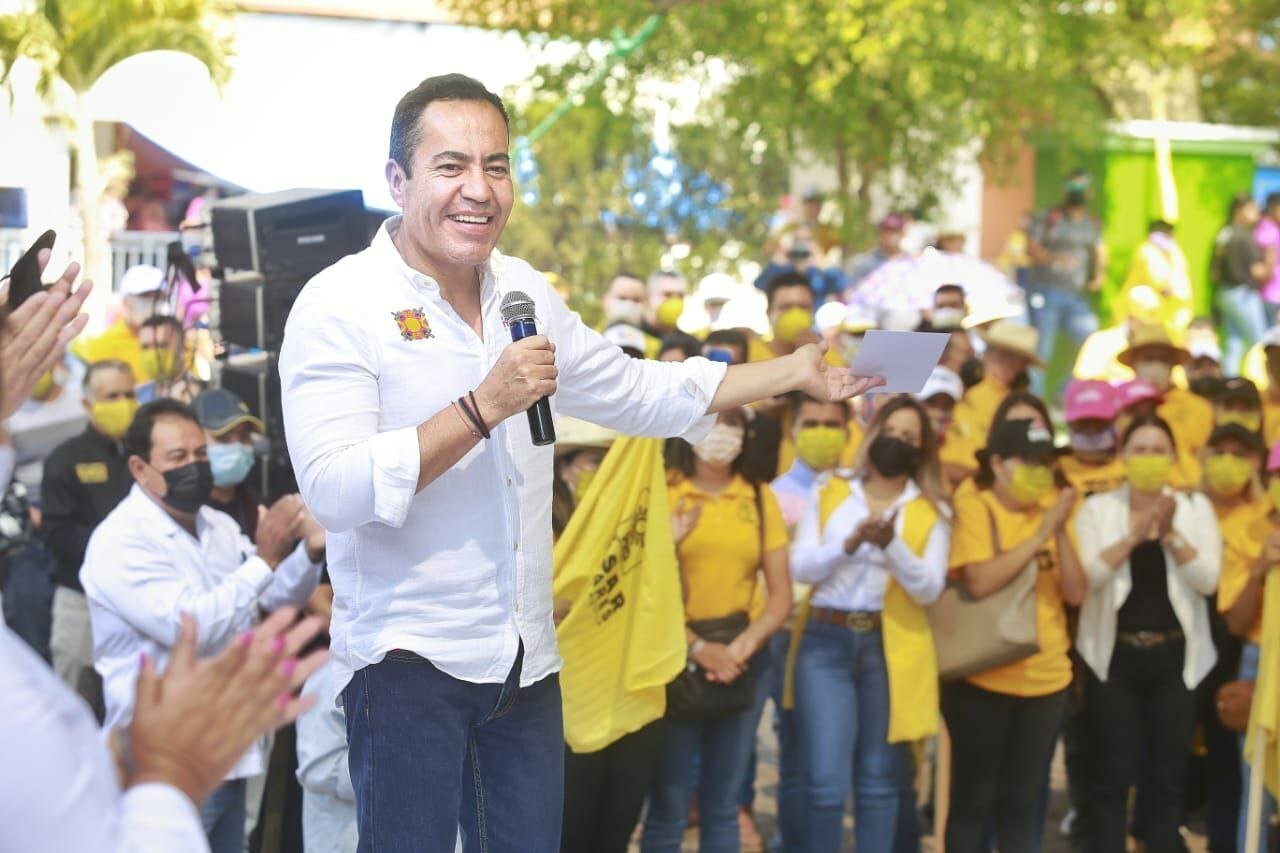 Carlos Herrera