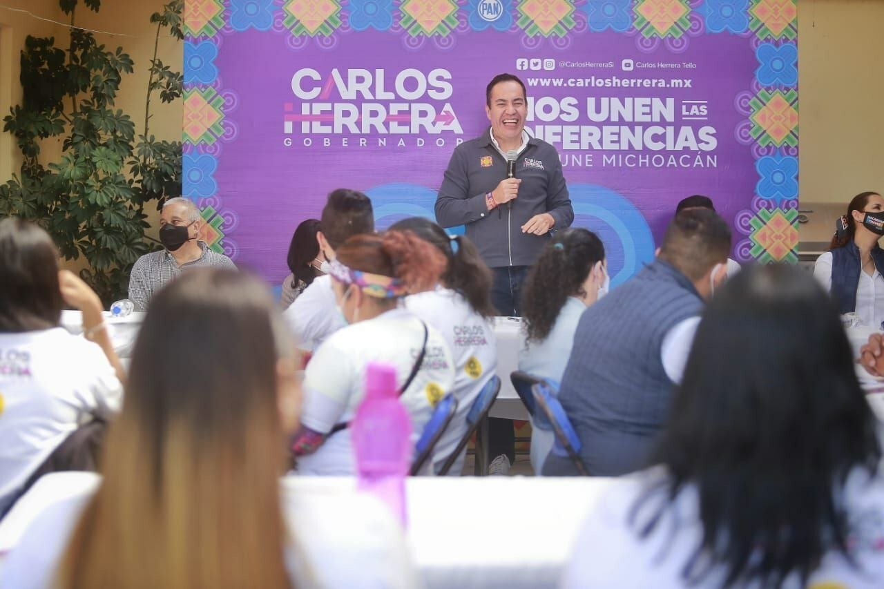 Carlos Herrera