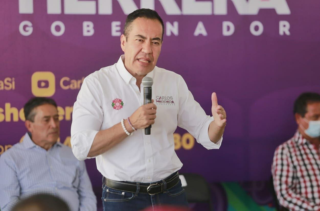 Carlos Herrera