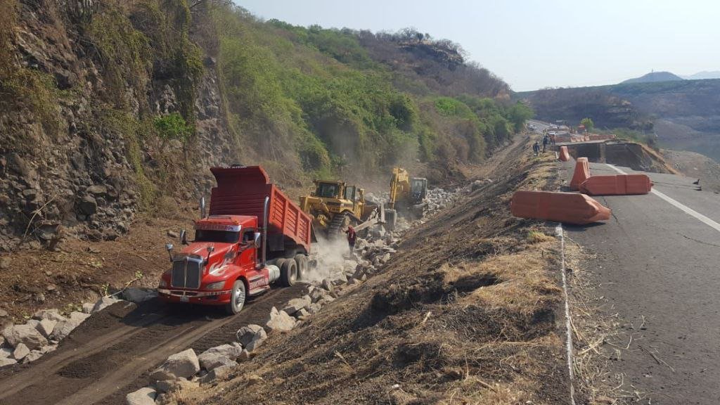 Autopista Siglo XXI