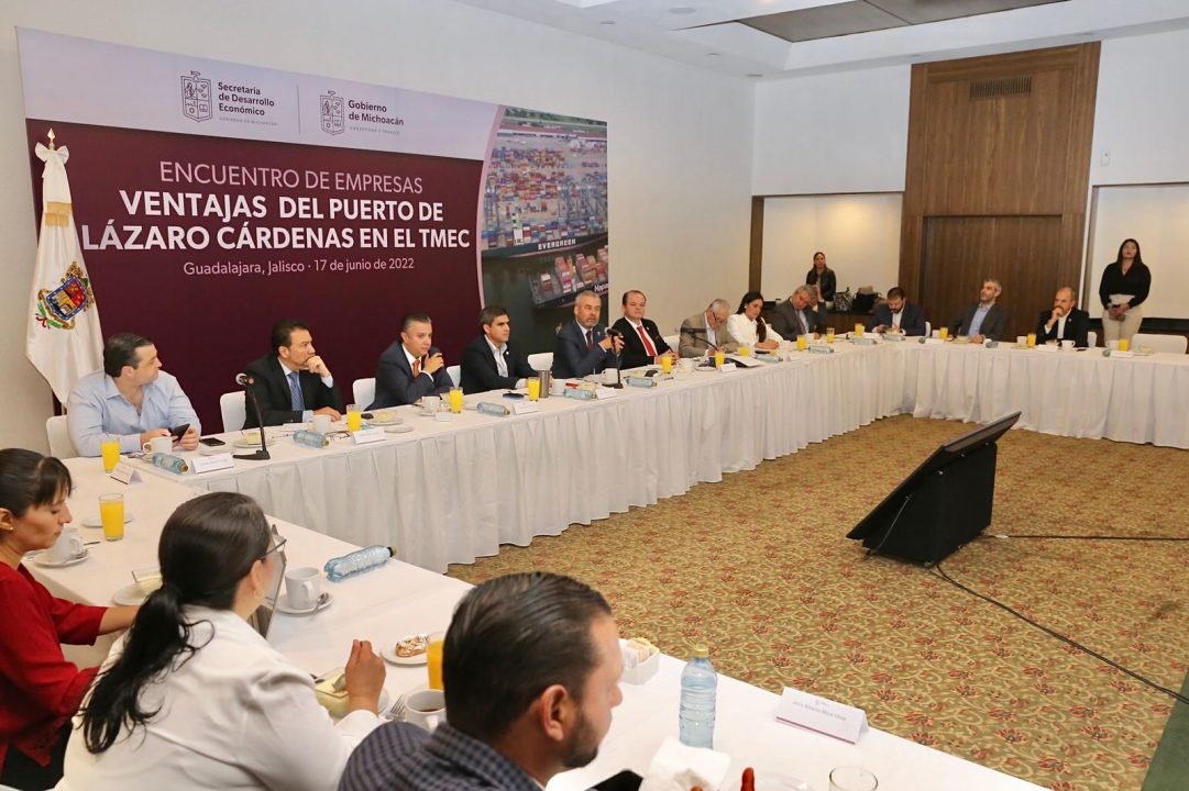 resalta bedolla a lázaro cárdenas ante empresarios de jalisco