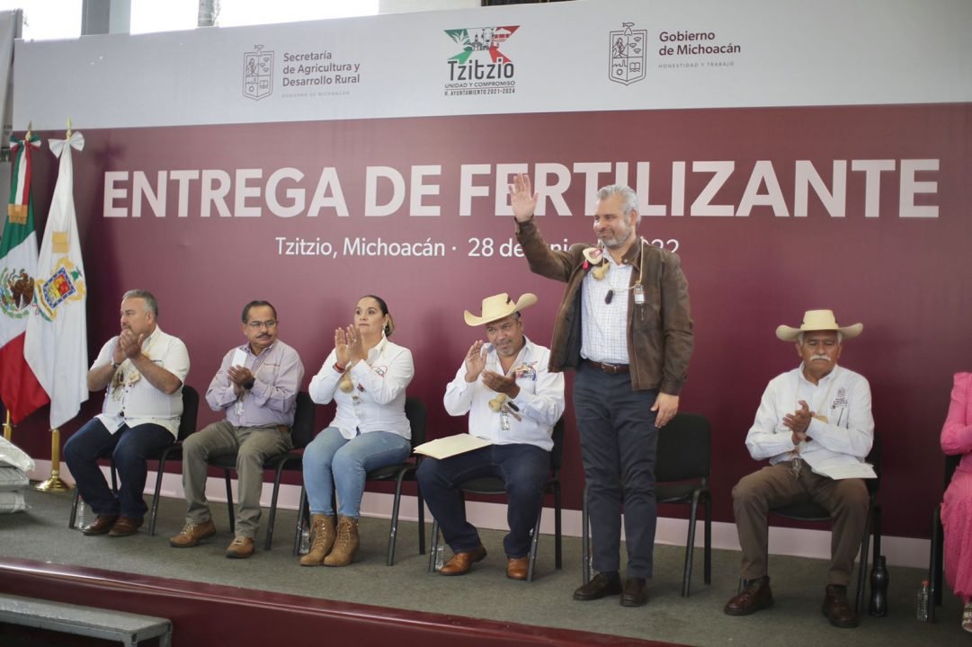 Este 2022, Gobierno del Estado otorgará más fertilizante que en los últimos 4 años: Bedolla