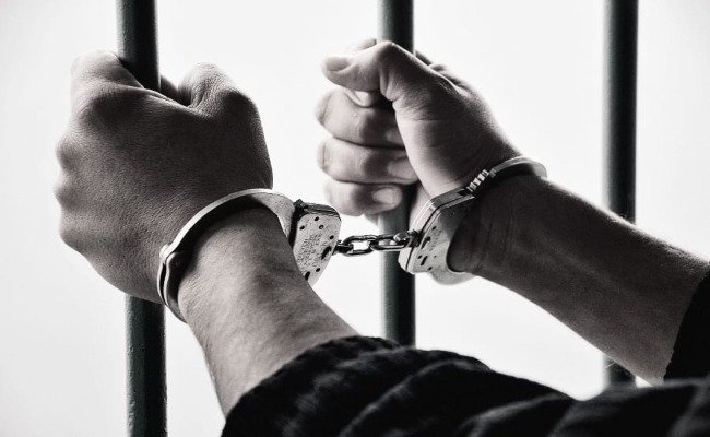 violacion esposa