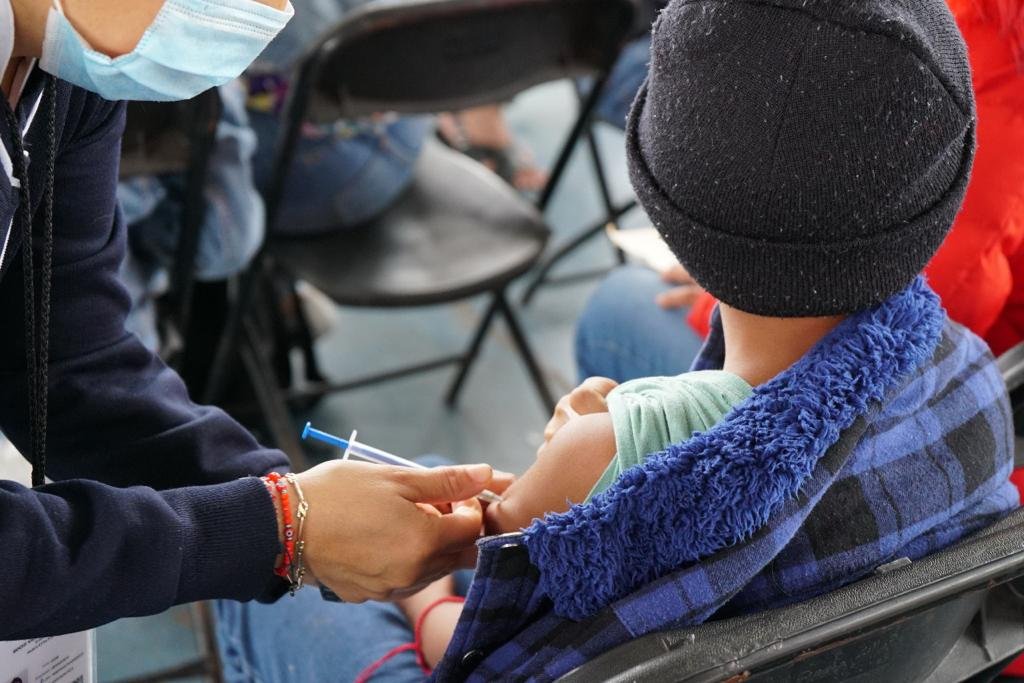 Casi 200 mil vacunas aplicadas a niños de 5 a 11 años en Michoacán