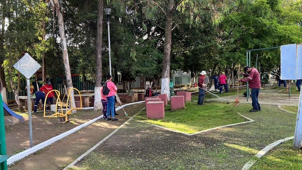 Realizan jornadas de limpieza en el Deportivo Colinas del Sur