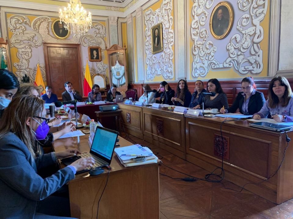 Presenta informe de labores de enero a junio 2022