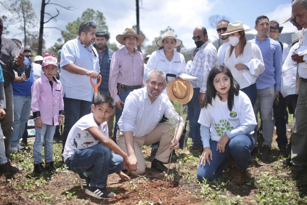 Con nueva gobernanza territorial y del paisaje, habrá un Michoacán con un medio ambiente sano: Bedolla