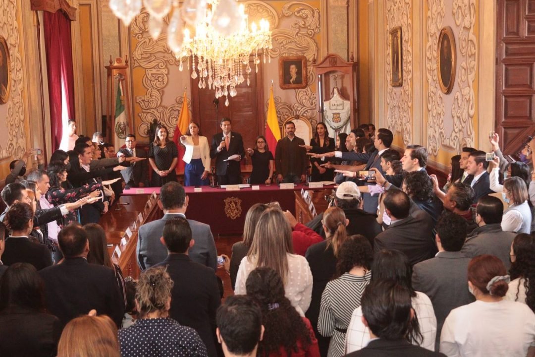 Alfonso Martínez invita a jóvenes a participar activamente con el Ayuntamiento