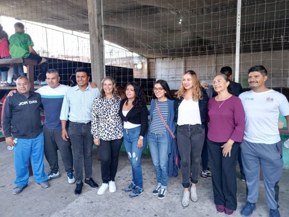 El Imcufide, ofreció capacitar a un grupo de maestros de educación física,