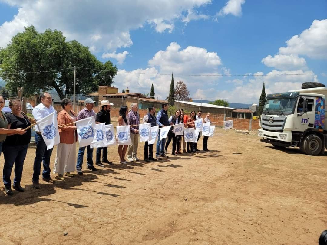 Con una inversión histórica de 70 millones 314 mil 778 pesos se hizo adquisición y entrega de nueva maquinaria