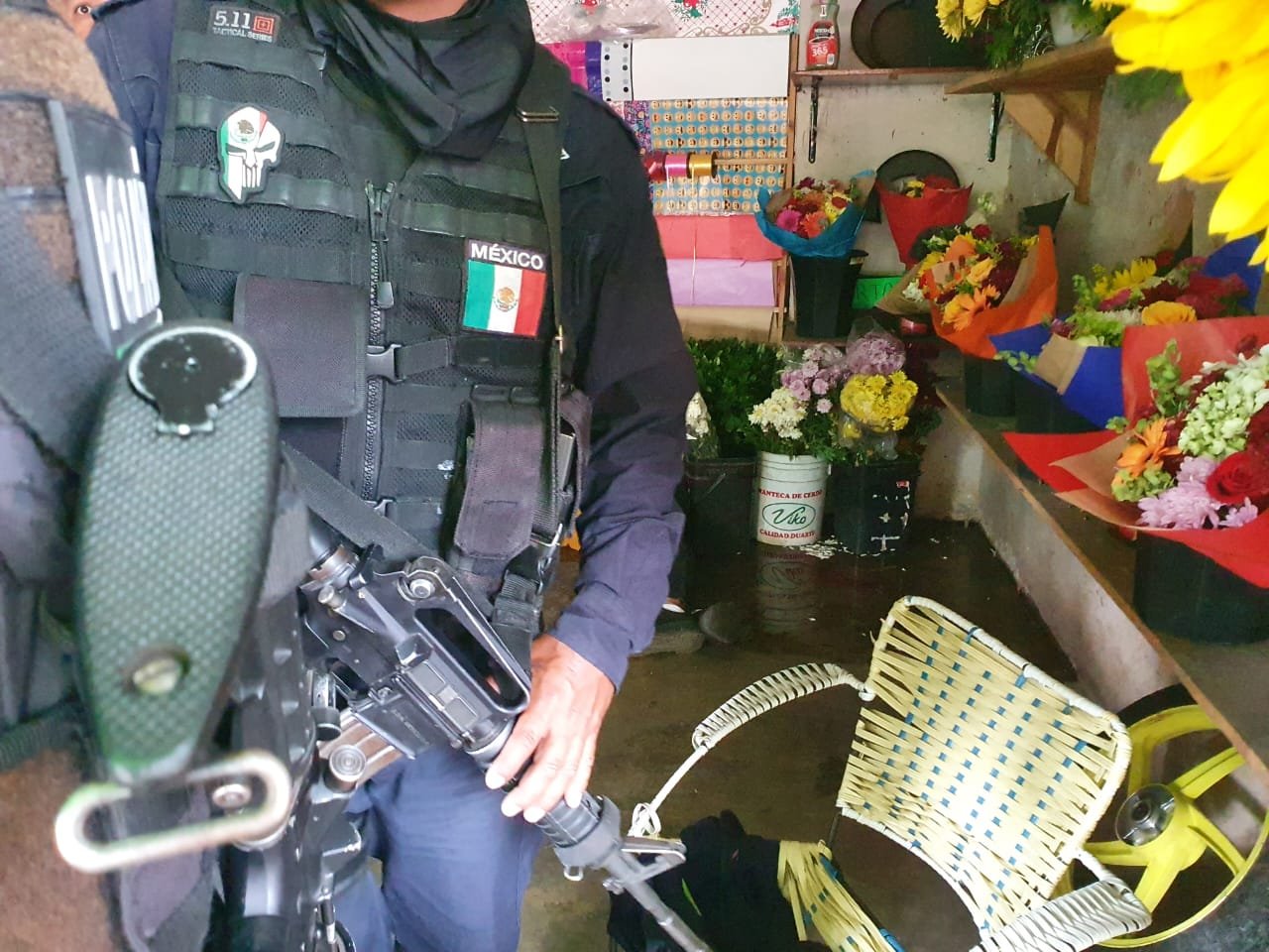 Matan a policía de Zamora en una florería