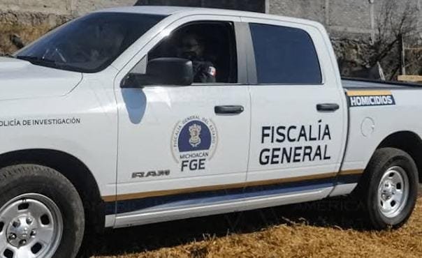 Descubren cadáver de una mujer envuelta en una cobija dentro de un canal para riego en el municipio de Hidalgo