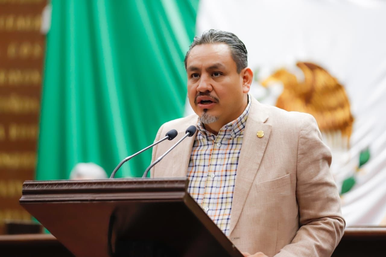 diputado Víctor Manríquez González discurso