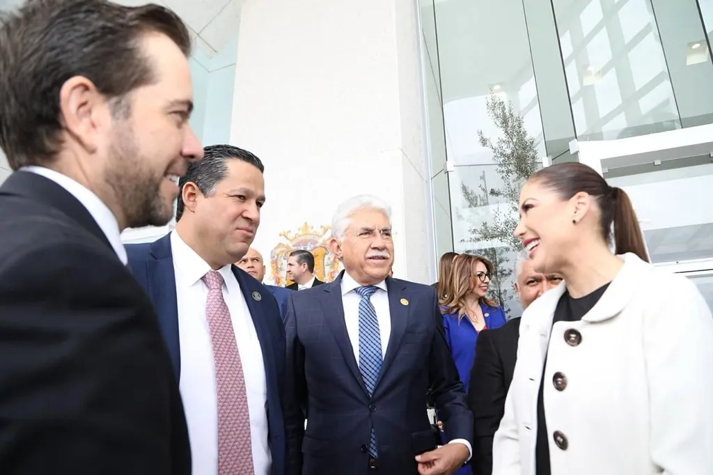 Congresos estatales, fundamentales en la consolidación de la democracia