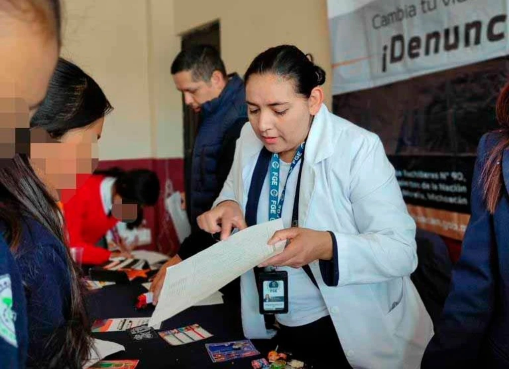 Imparte FGE charlas sobre prevención de violencia a docentes y padres de familia de un kinder de Tarímbaro