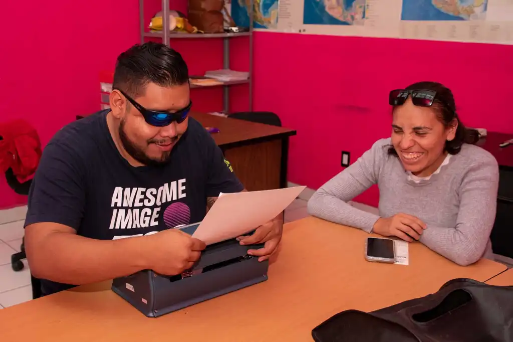 celebran el día mundial del braille