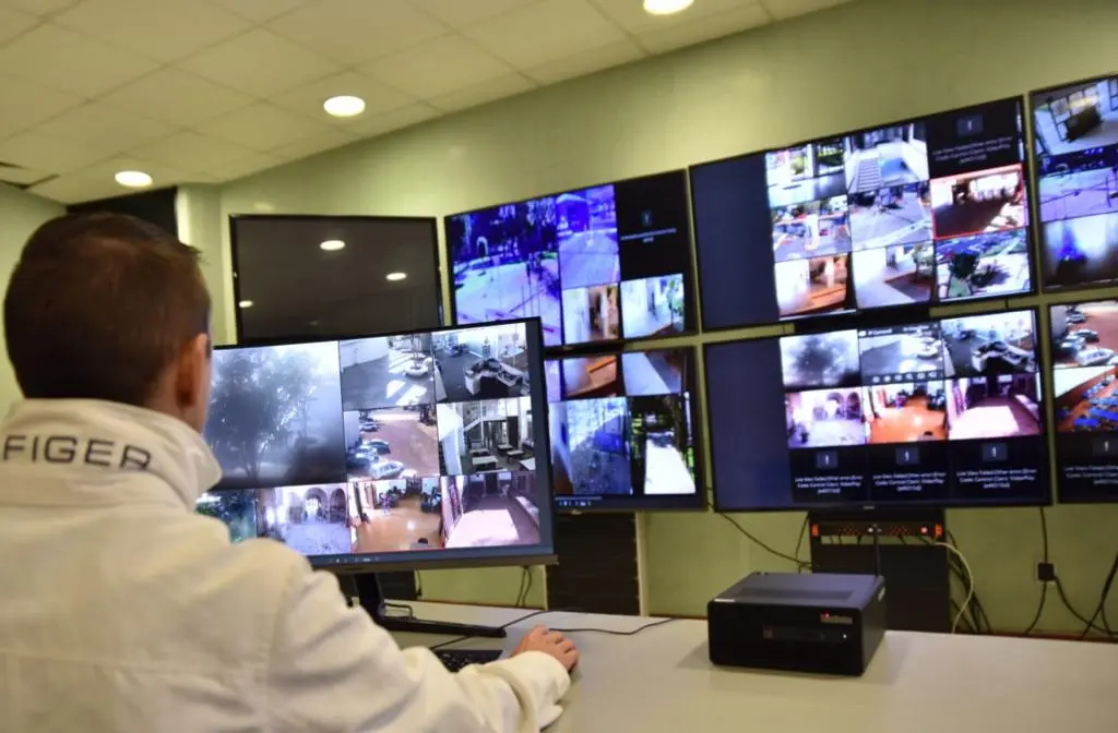 vigilan con cámaras instalaciones de la UMSNH