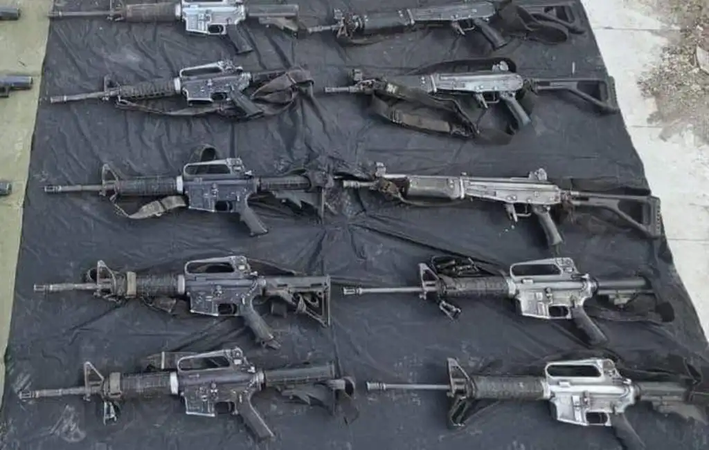 Decomisaron un arsenal robado a policías en Churumuco