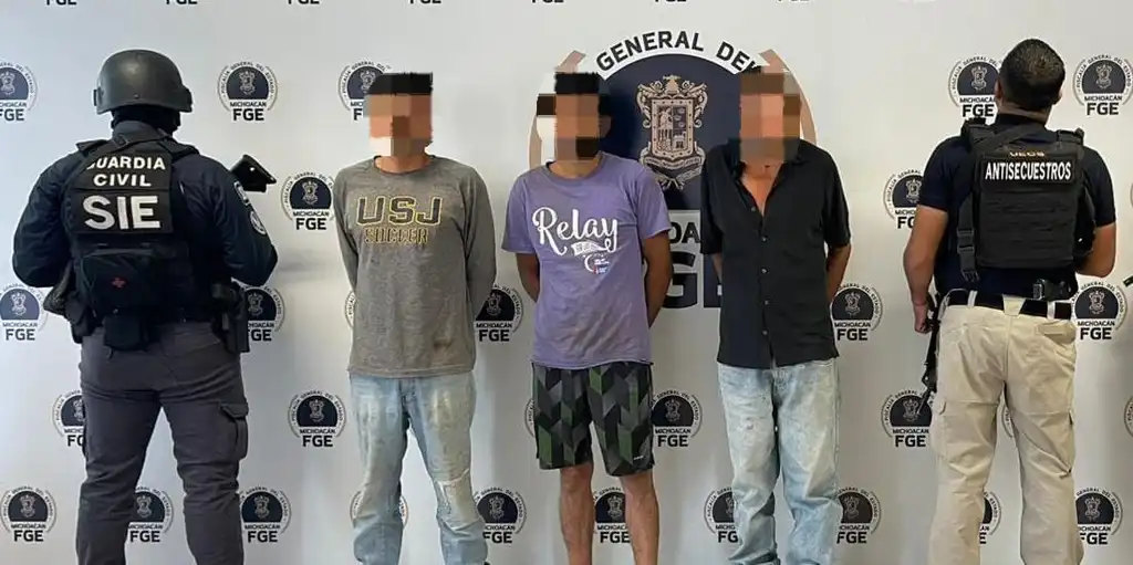 En Uruapan, capturaron a tres extorsionadores del CJNG