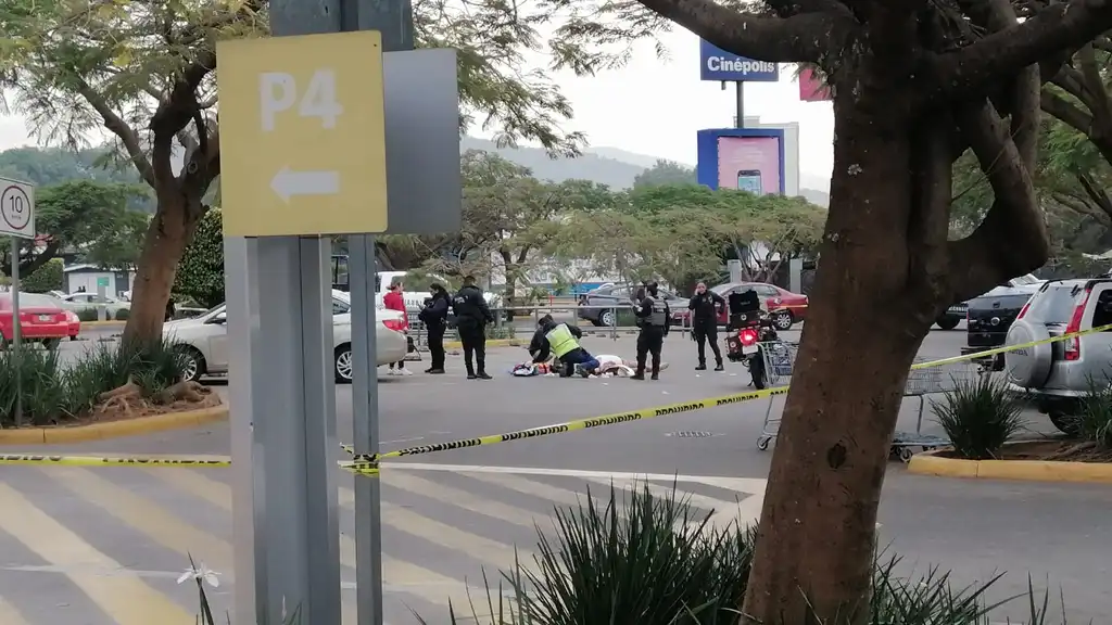 Hieren a balazos a un hombre, en Uruapan