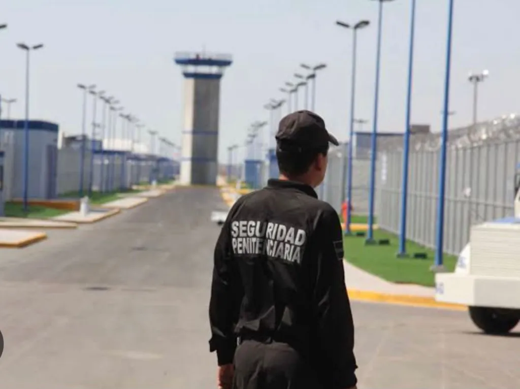 Niegan entrada a un abogado al CEFERESO de Buenavista