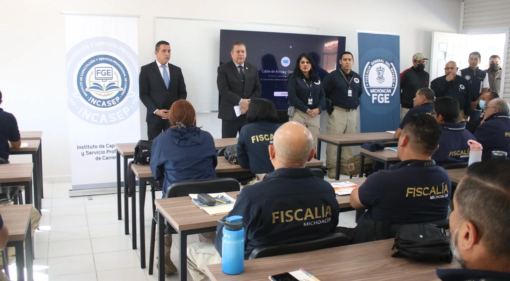 Capacitan 520 Policías de Investigación con el curso “Competencias Básicas PDI”