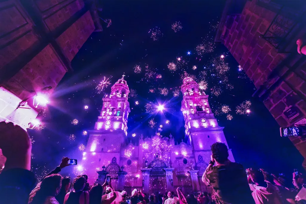 Invita el Gobierno de Morelia al encendido de Catedral este sábado