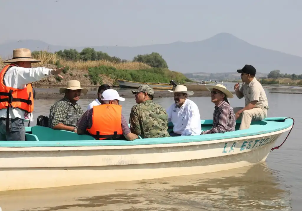 La Marina determinará el plan de apoyo para el lago de Pátzcuaro