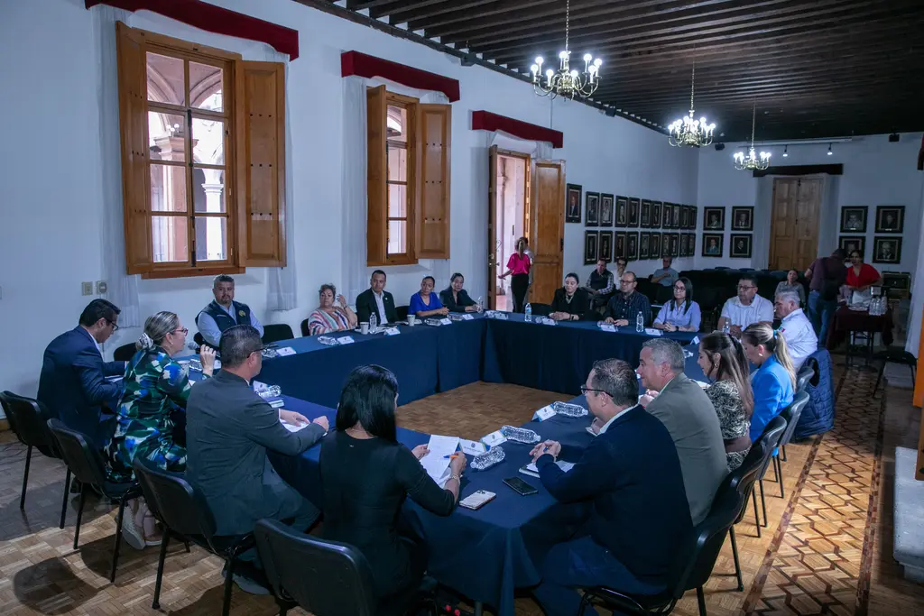 La UMSNH y la Secretaría de Salud planean estrategia integral de salud mental