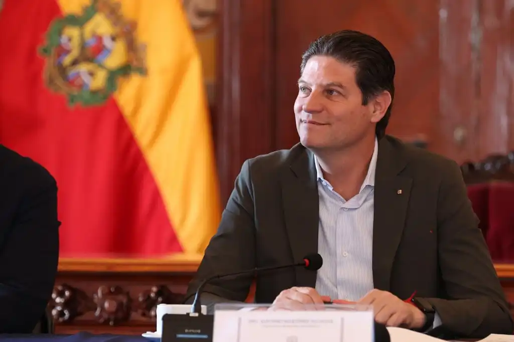 Sala Regional Toluca y Tribunal Electoral dan la razón a Alfonso Martínez, dejando sin efecto medidas cautelares