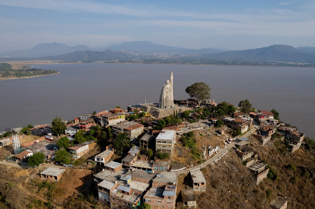 Secma pretende la protección de 33 mil hectáreas para rescatar el lago de Pátzcuaro