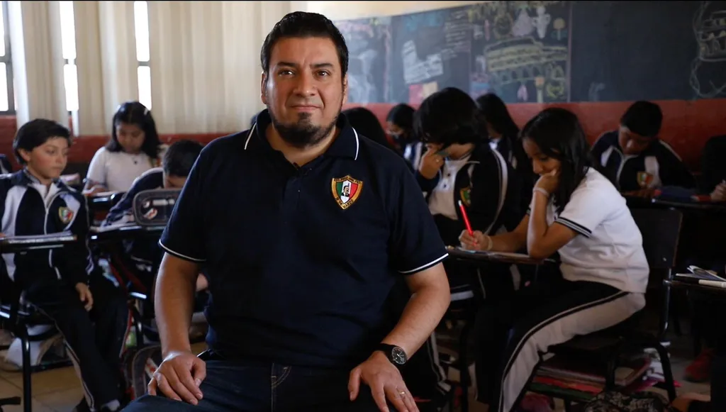 Armando Salgado, el maestro que desde el salón de clases creó el Himno de Michoacán