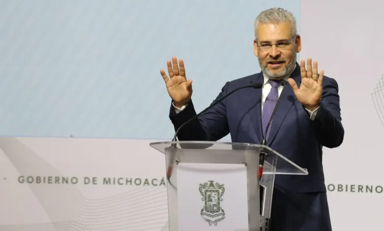Bedolla pide a los Ayuntamientos decretar ley seca por elecciones