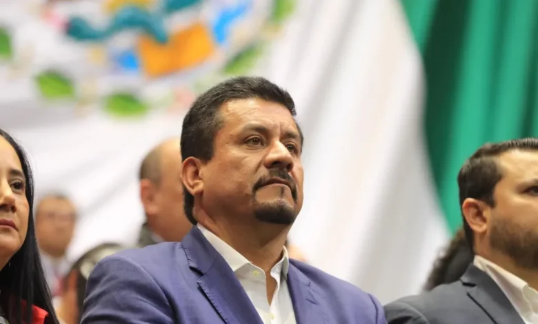 https://nsintesis.com/buitres-carroneros-quienes-ofrecen-hoy-sacar-del-rezago-al-medio-rural-roberto-carlos-lopez-garcia/