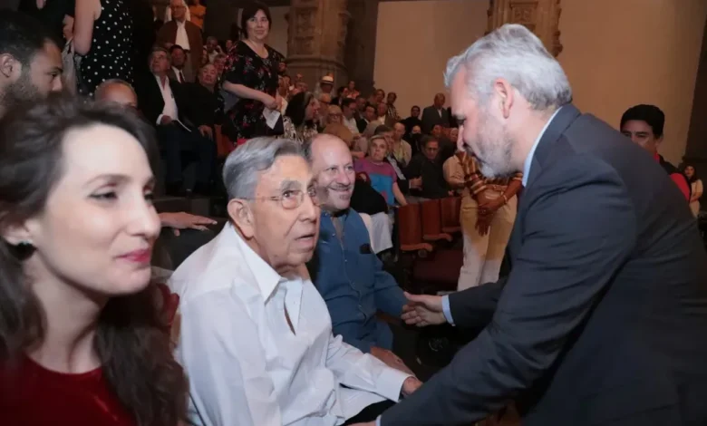 Conmemoran los 90 años de Cuauhtémoc Cárdenas
