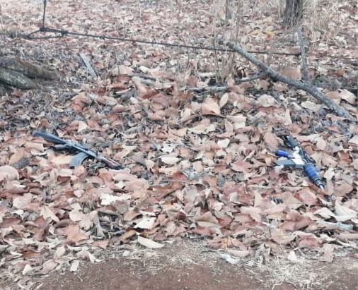 Decomisaron armas y droga en Tangamandapio