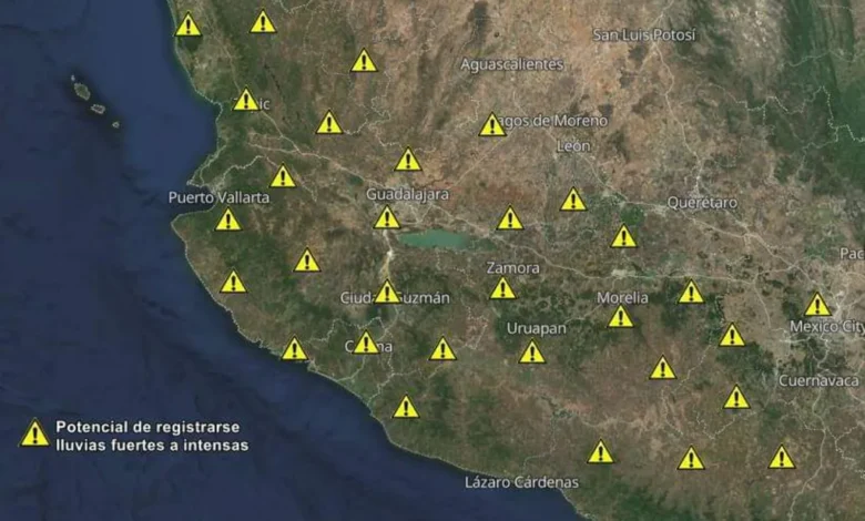 Alerta Protección Civil y Bomberos de Morelia por lluvias este lunes