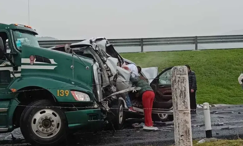 Choque múltiple en la Autopista de Occidente