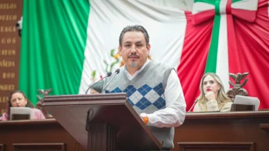 Logra Víctor Manríquez protección a favor de los niños y adolescentes, al garantizar su salud mental en Ley