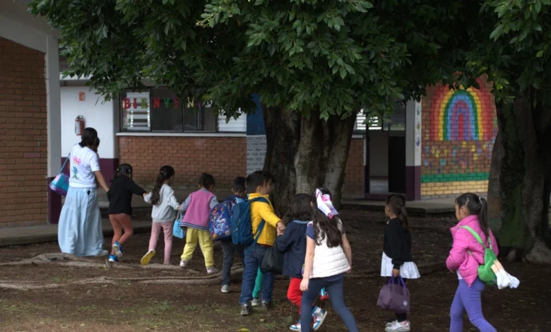 Más de 250 niños inician curso de verano en DIF Michoacán