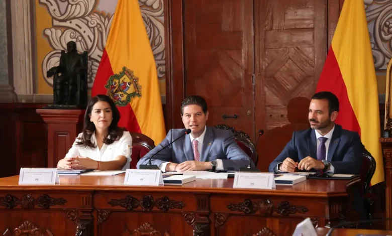 Presentó Alfonso Martínez su 3er Informe de Gobierno