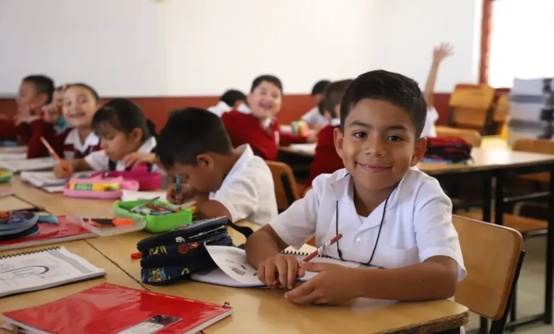 Este lunes regresan a las aulas más de 959 mil alumnos