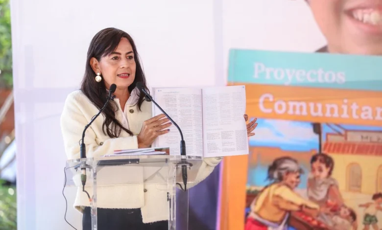 Michoacán lidera la distribución de libros de texto gratuitos