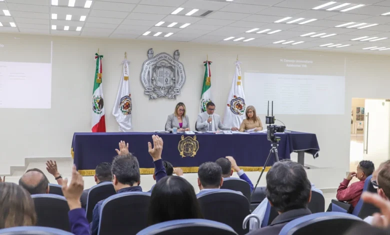 Presenta el tesorero informe trimestral de la UMSNH