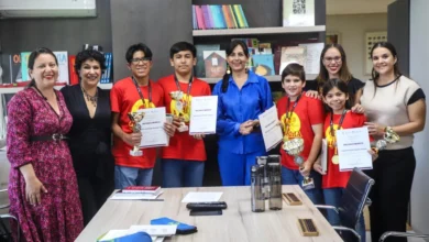 Reconoce SEE a estudiantes campeones en mundial de cálculo mental