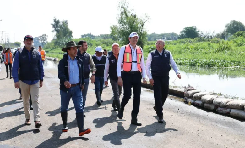 Supervisa Alfonso Martínez limpieza y dragado en colonias de Morelia