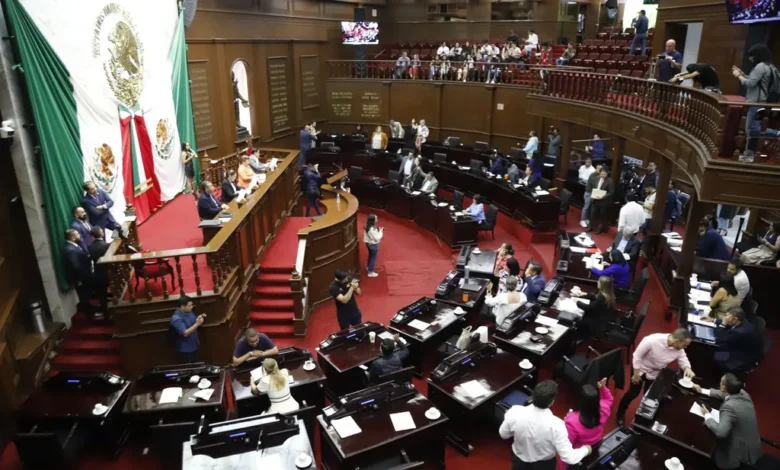 Diputados crean la licencia menstrual para las trabajadoras de gobierno